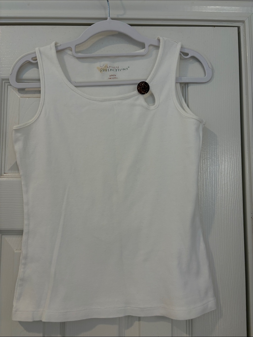 Natural Reflections White Tank with Accent Button